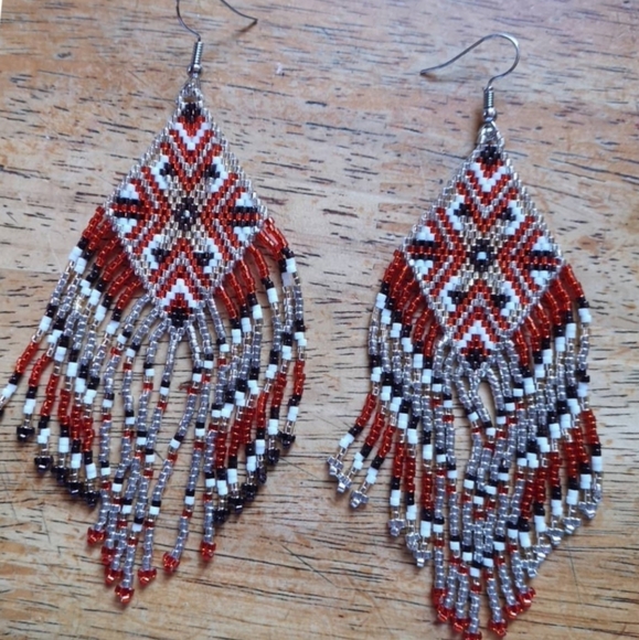 Beaded earrings - Picture 1 of 1